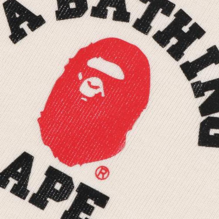 Женская футболка A BATHING APE SS26 (черная) — фото 8