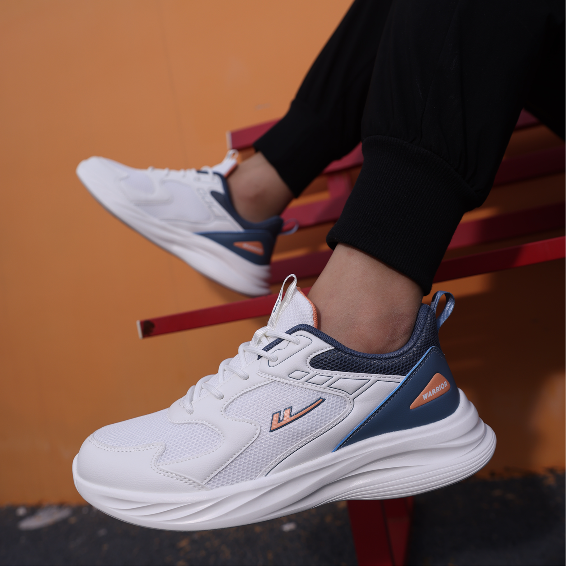 WARRIOR Low top Casual Shoes Men's White Ink Blue