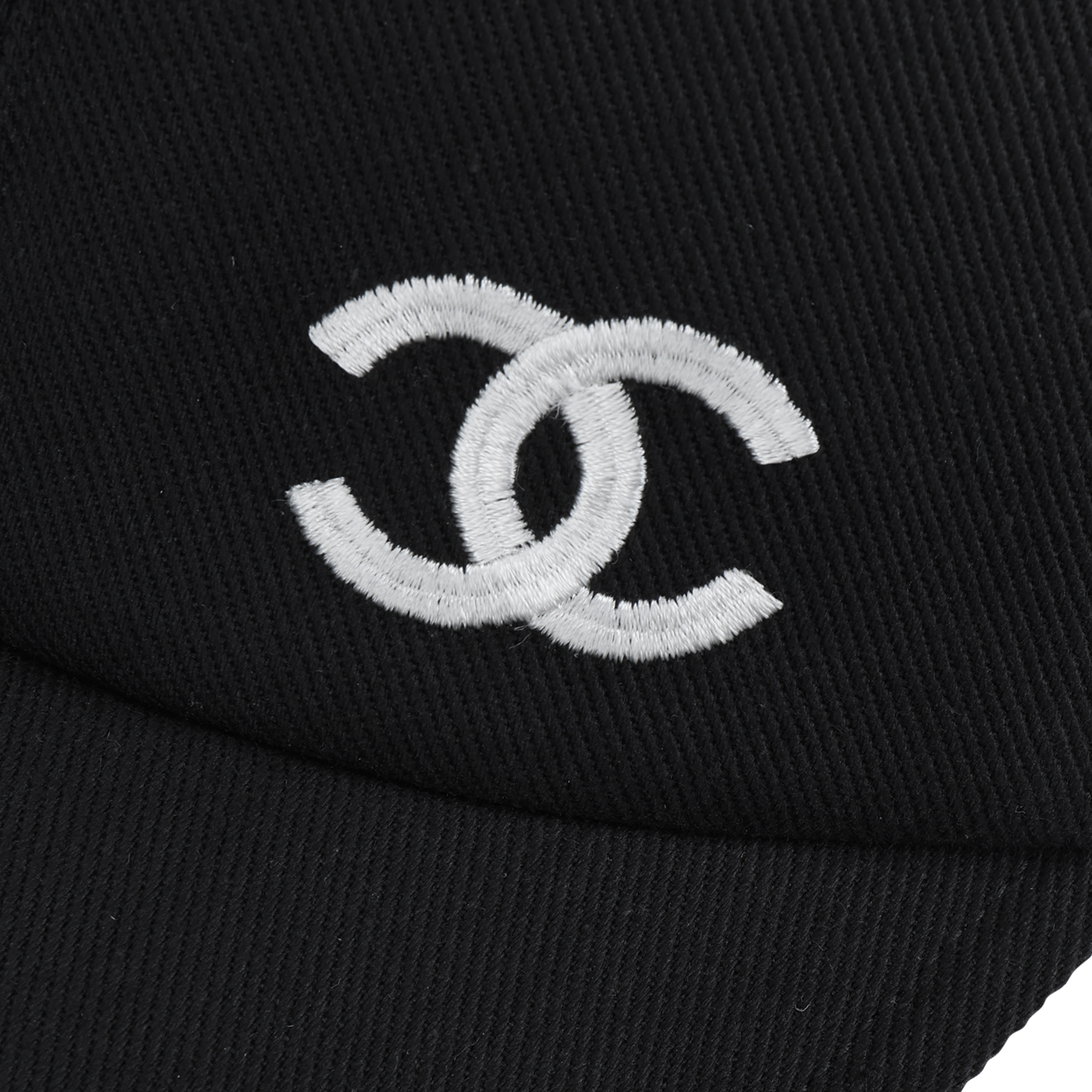 Кепка Chanel Embroidery Logo (черная) — фото 5