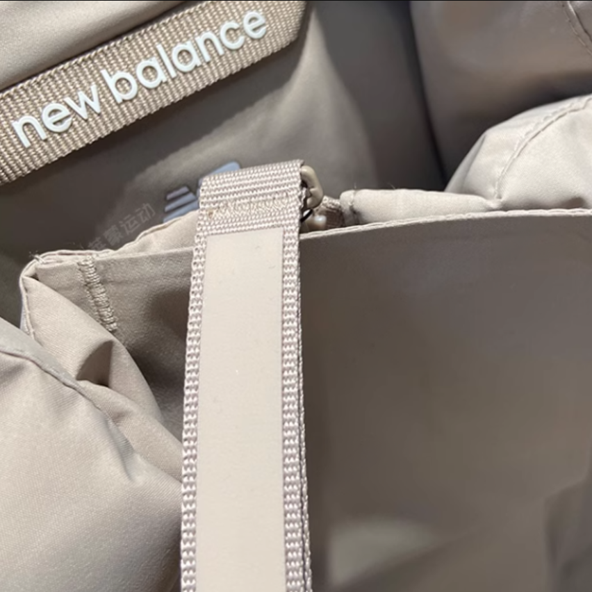 Женская куртка New Balance New Balance NB к (хаки) — фото 3