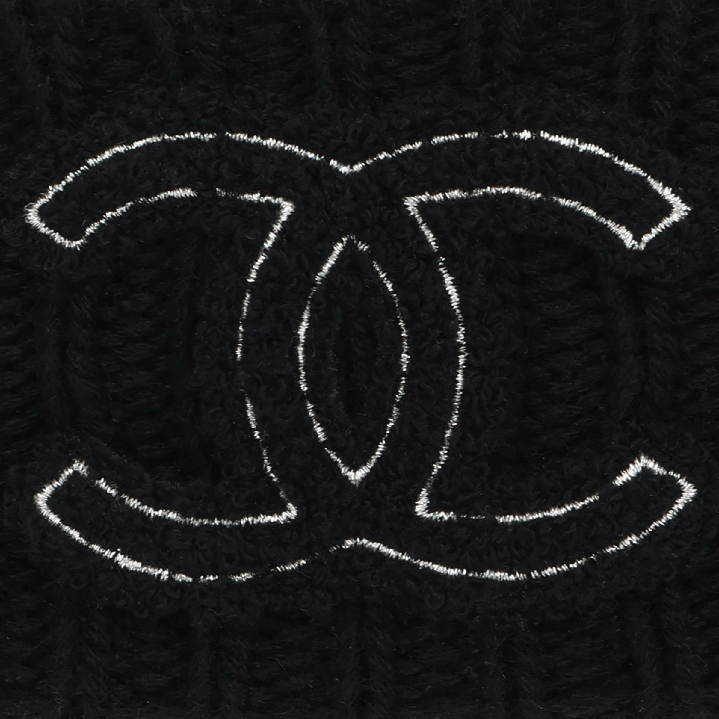 Женская шапка Chanel (черная) — фото 5