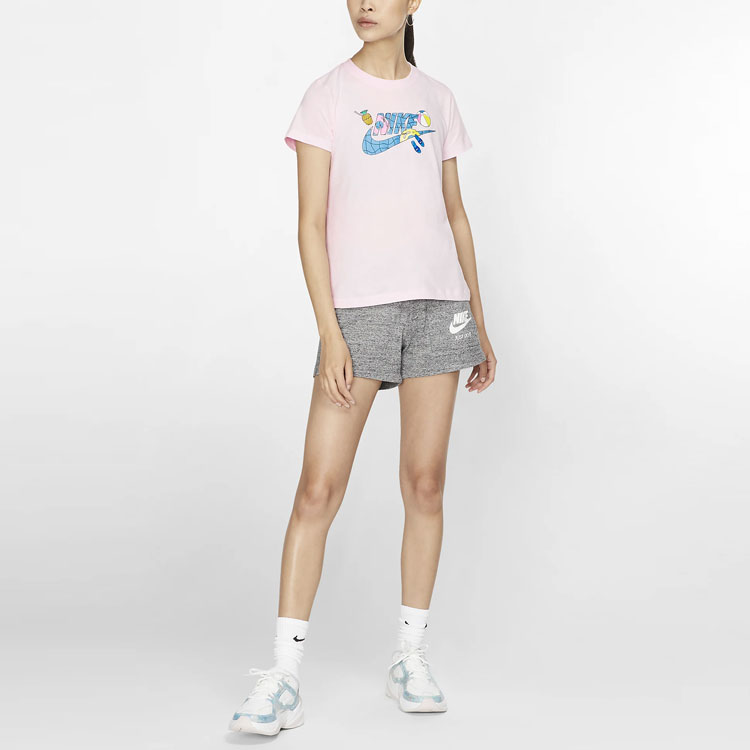 Женская футболка Nike Sportswear (розовая) — фото 2