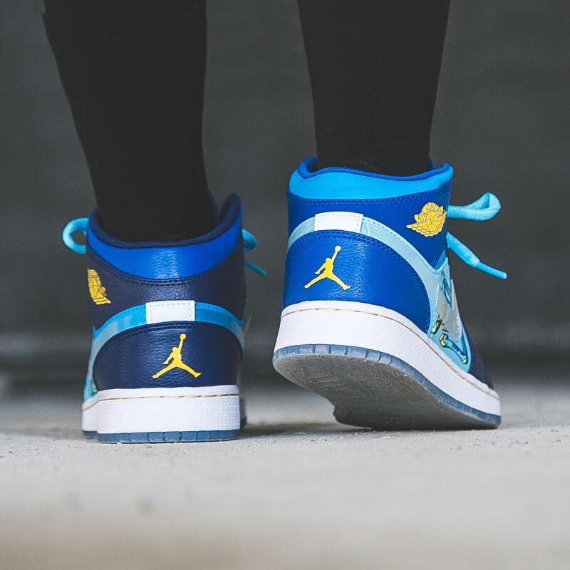 Кроссовки Jordan Air Jordan 1 Mid Fly (синий) — фото 9