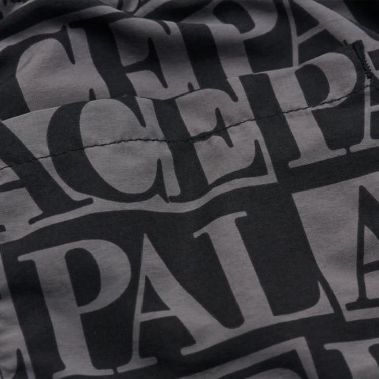 Мужские шорты Palace Domino Print Swim Shorts (черные) — фото 4
