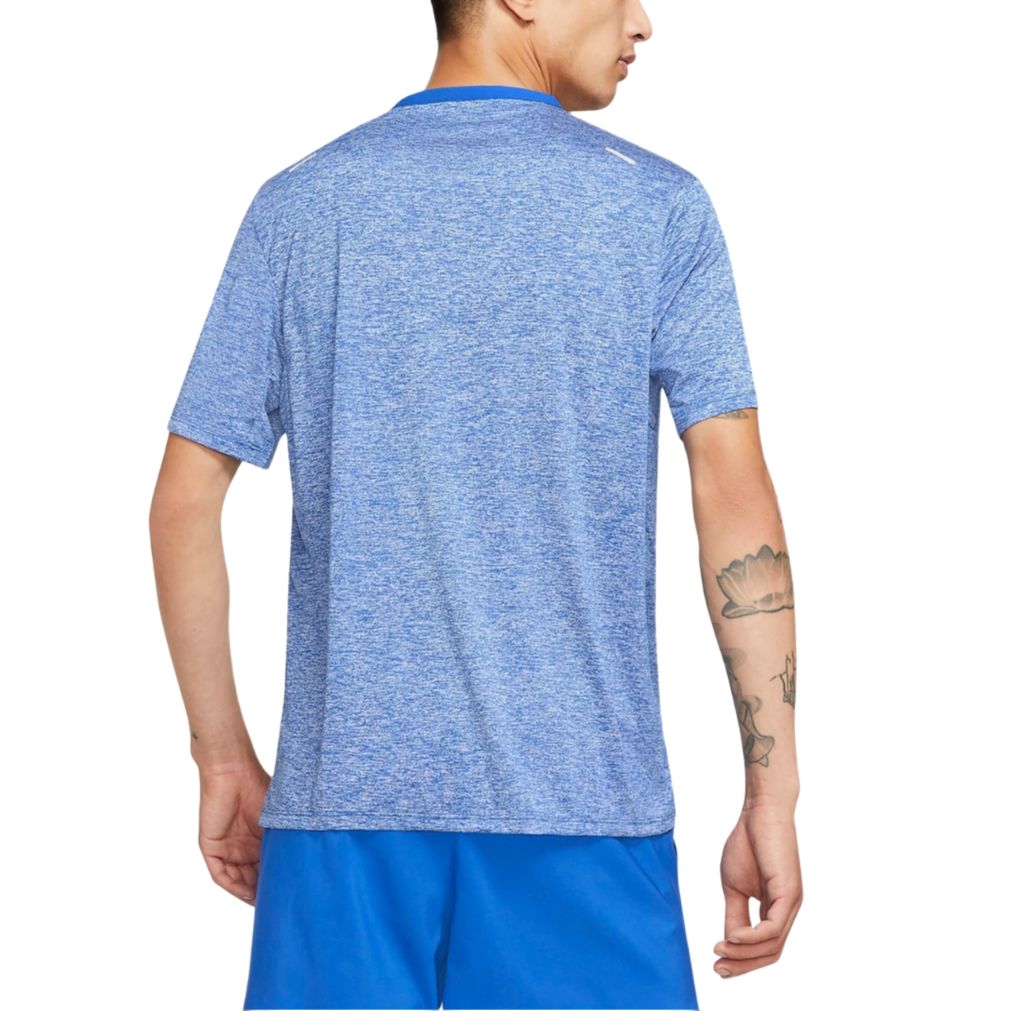 Nike Running T Shirts Men’s Blue Crew Neck Moderate Straight Fit