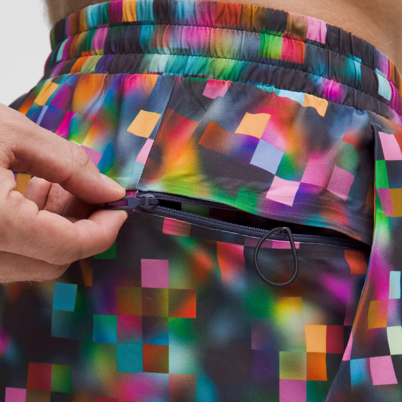 Lululemon Sports Shorts Men’s Rainbow Pixel