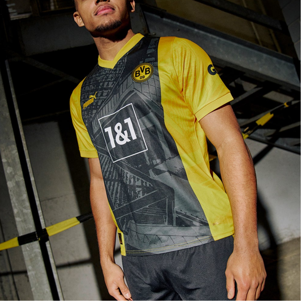 PUMA Soccer Jersey Men’s Black Yellow