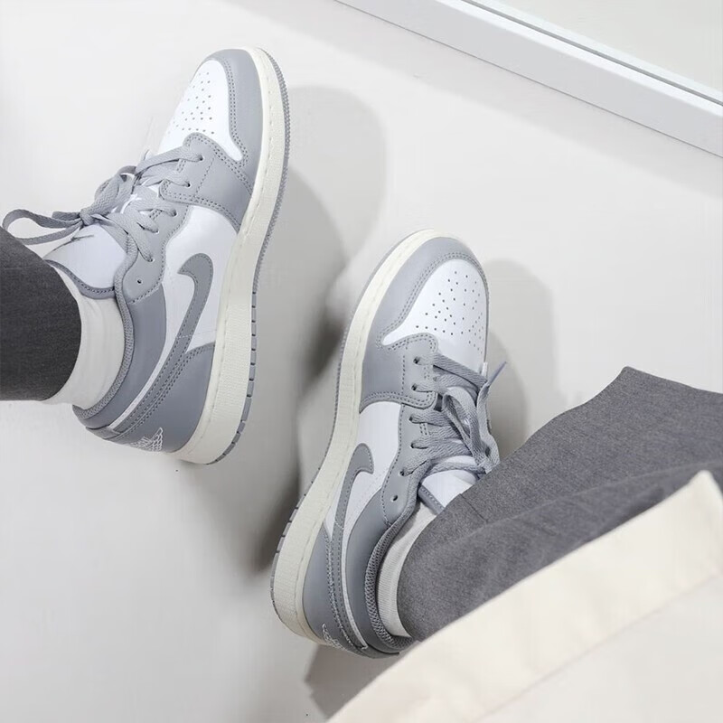 Jordan Air Jordan 1 Low "Vintage Grey" GS