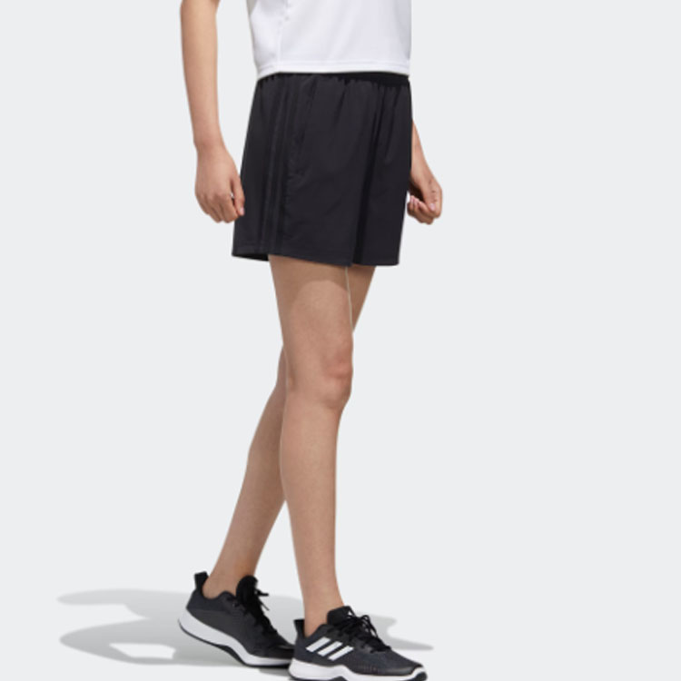 Женские шорты adidas Mh 1/4 Shorts (черные) — фото 8