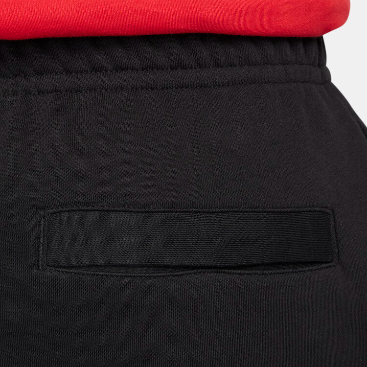 Nike Casual Sportswear Men’s Crew Neck Moderate
