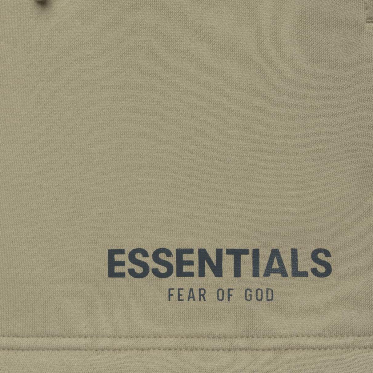 Детские штаны Fear of God Essentials FW21 Kids Sweatshort Pistachio Logo (зеленая) — фото 4