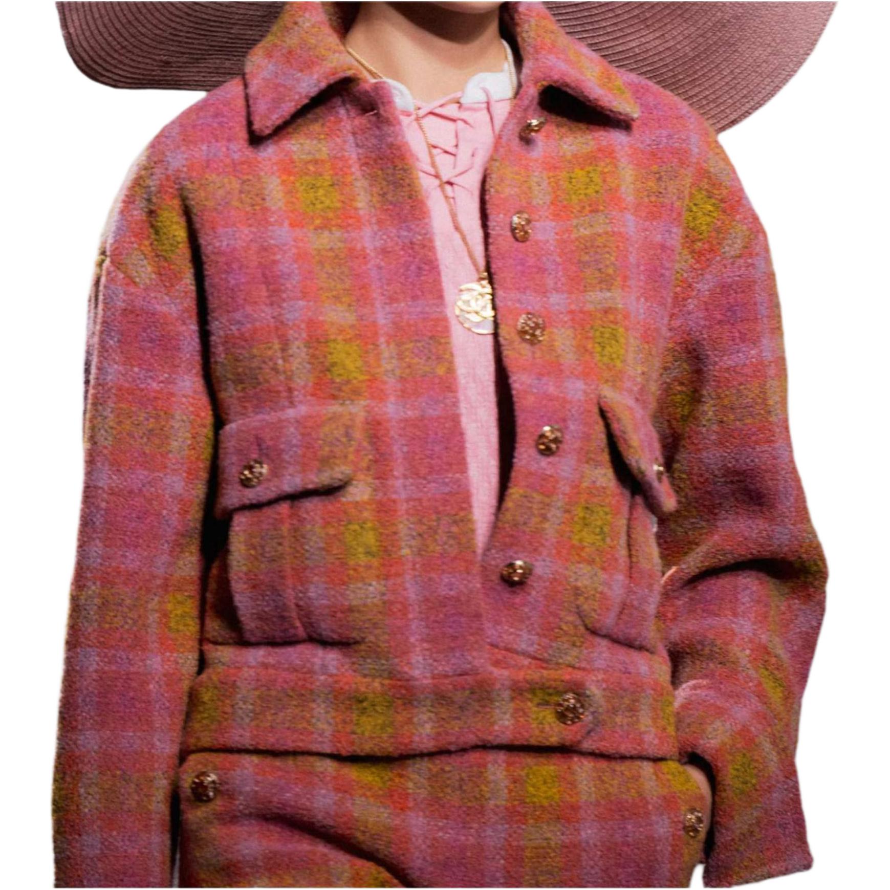 Женская куртка Chanel Tweed Jacket (красная) — фото 2