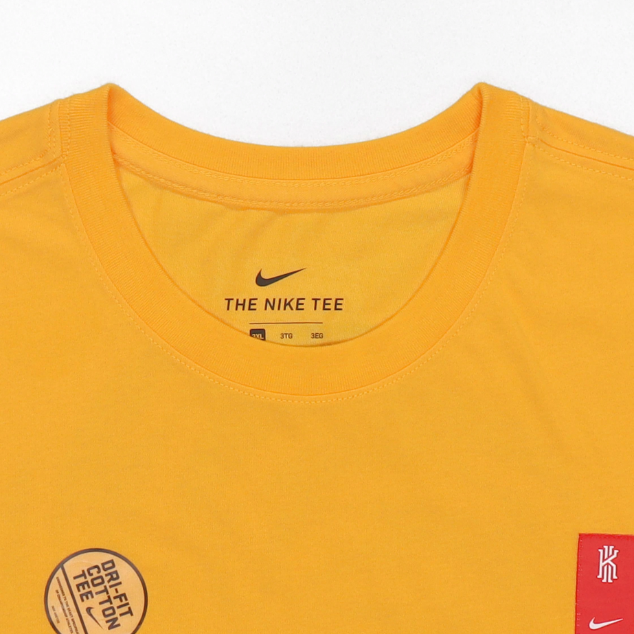 Мужская футболка Nike Kyrie Logo Tee (желтая) — фото 4