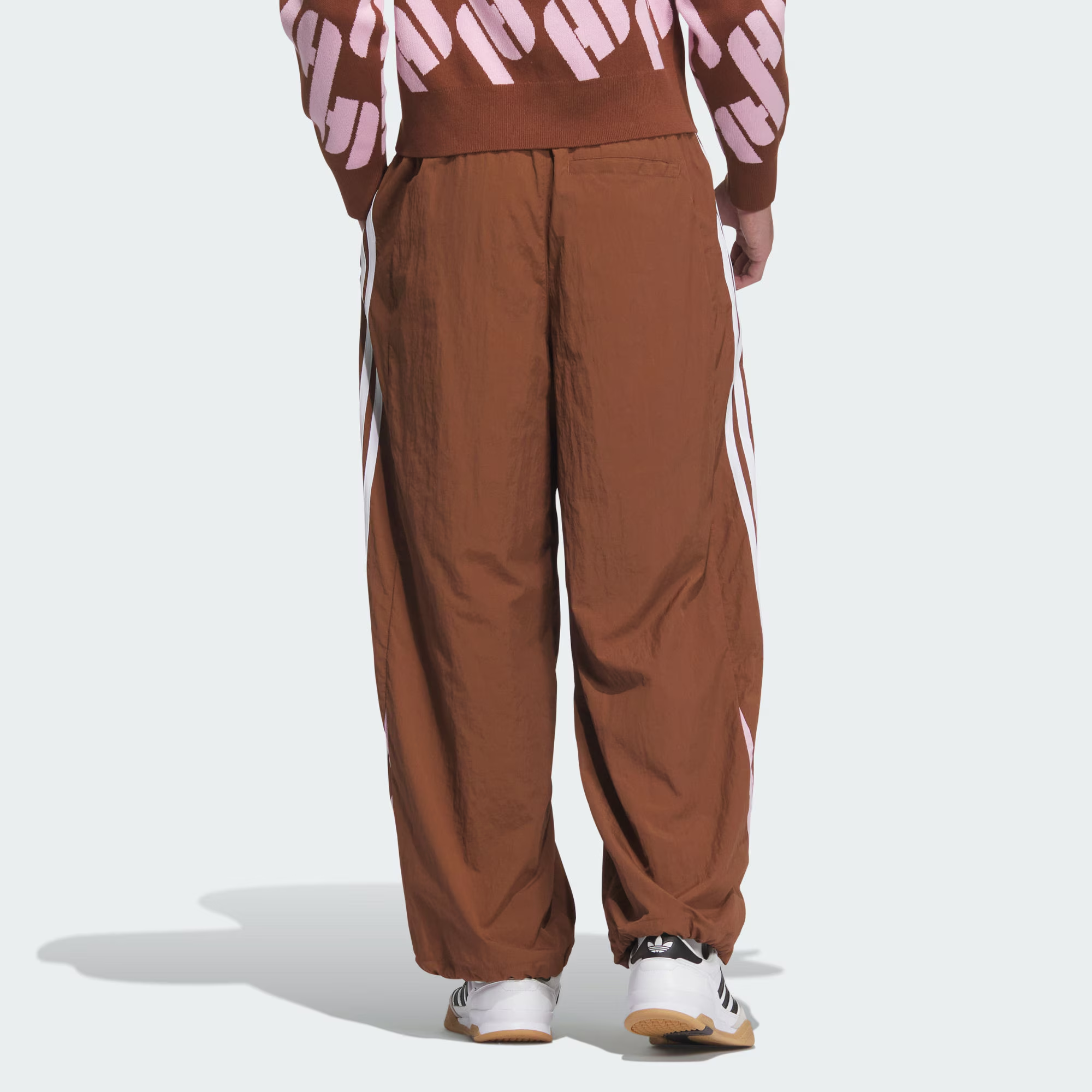 Adidas Originals ADICOLOR ADC BC TP M Sports Pants Men’s Dark Brown