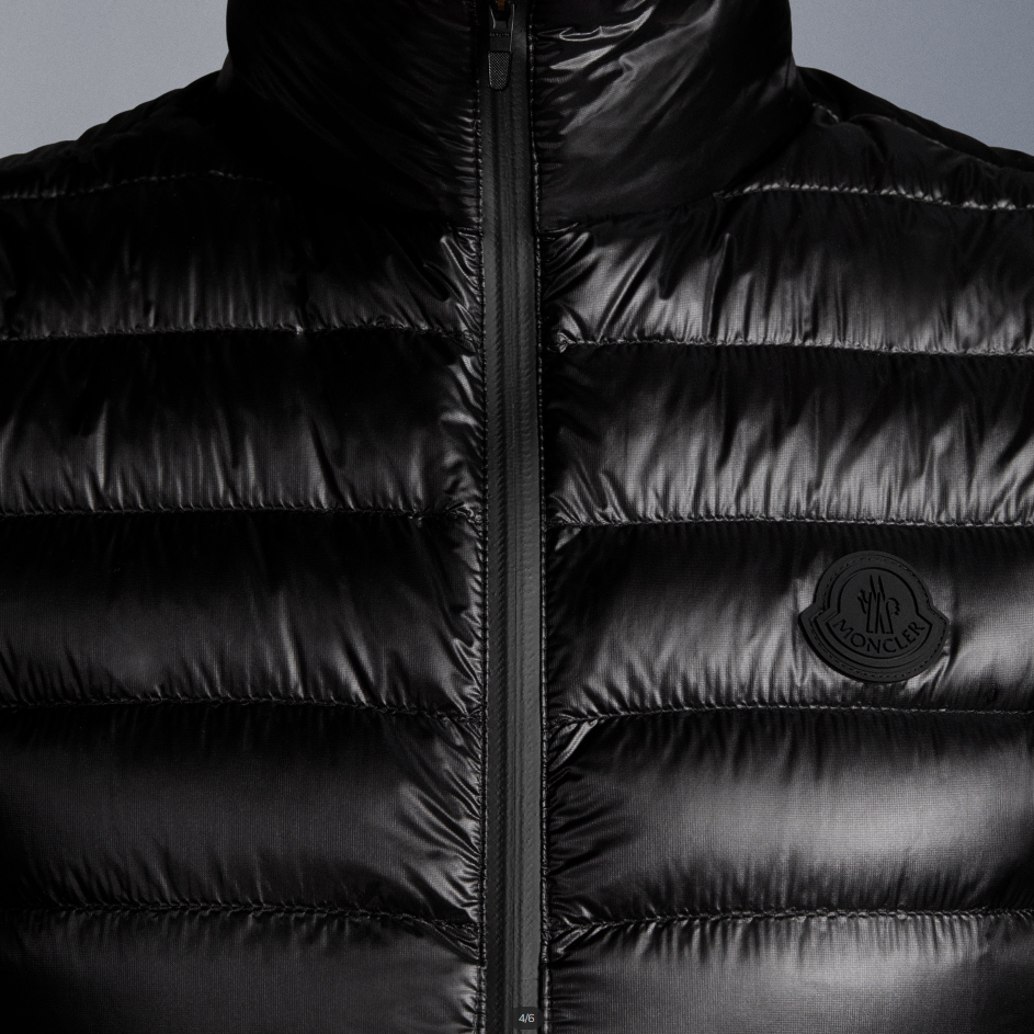Женский жилет Moncler Spicules Logo (черный) — фото 3