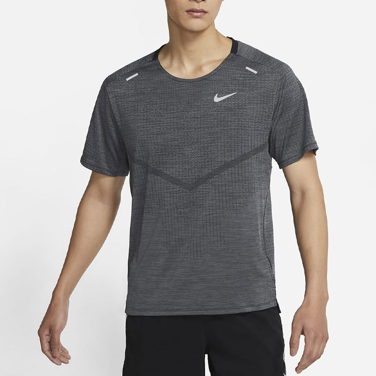Мужские футболка Nike Dri-Fit (темно-серая) — фото 3