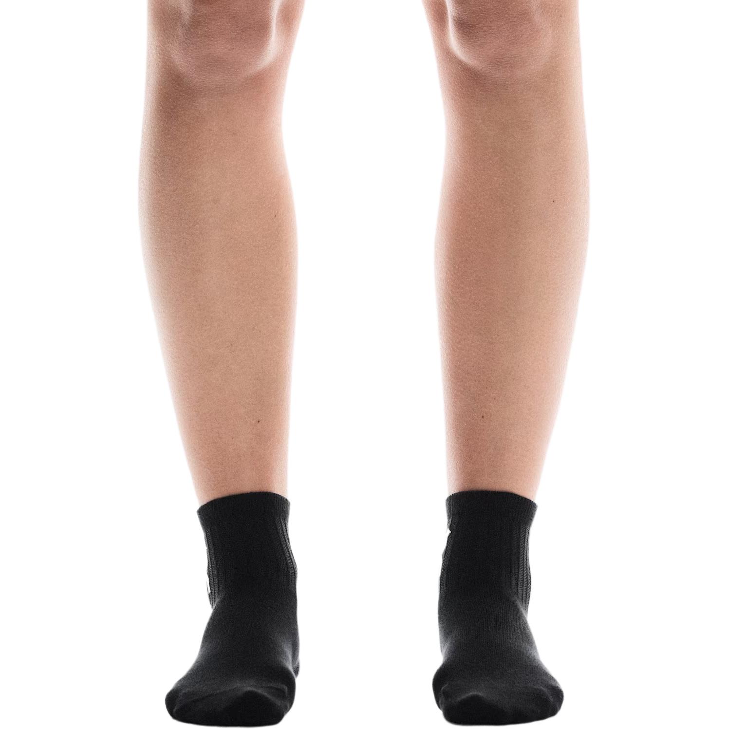 On Logo Sock Mid 3P Crew Socks Unisex 3 Pack Black