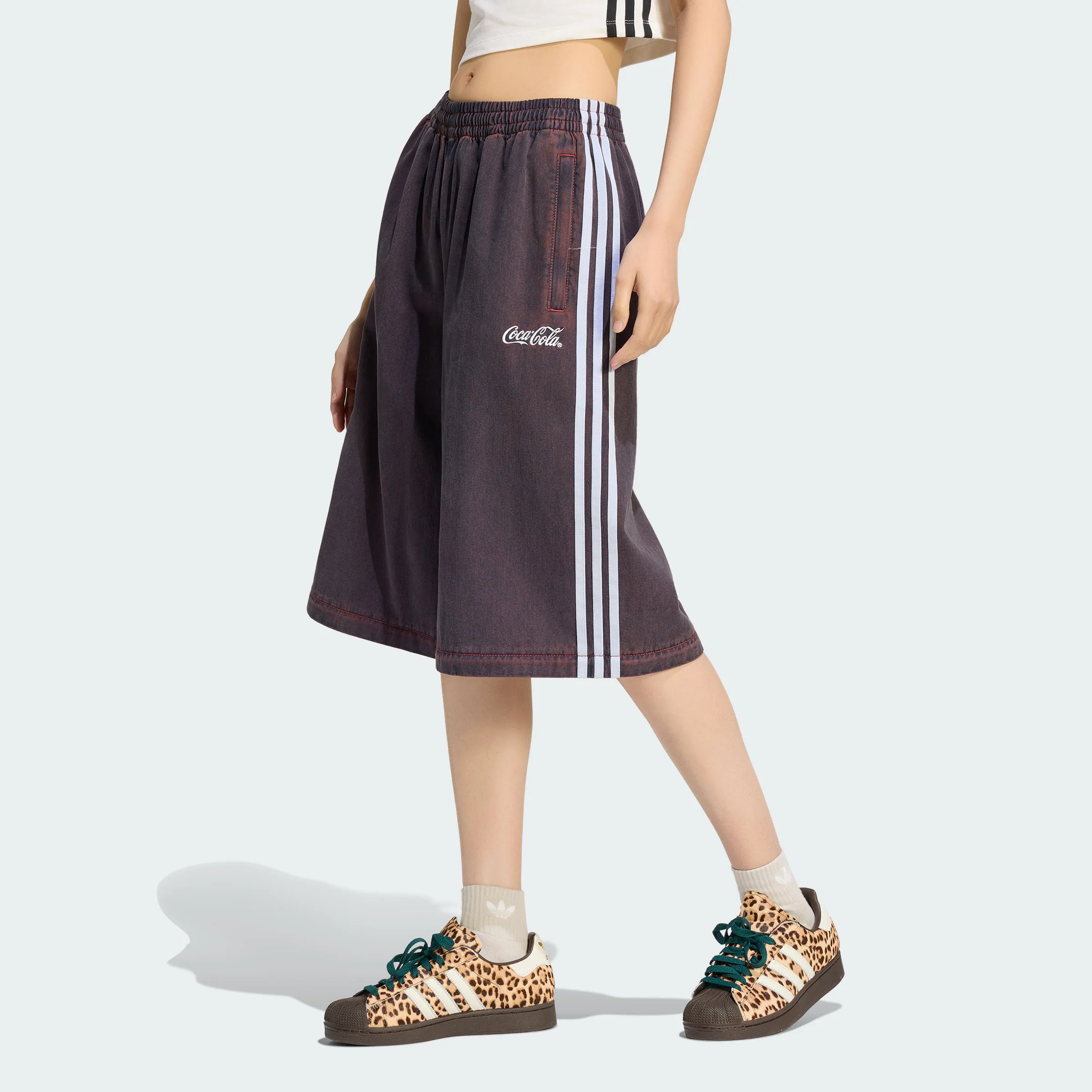Женские джинсы adidas originals × Coca-Cola ADILENIUM FIREBIRD (цвет как на фото) — фото 2