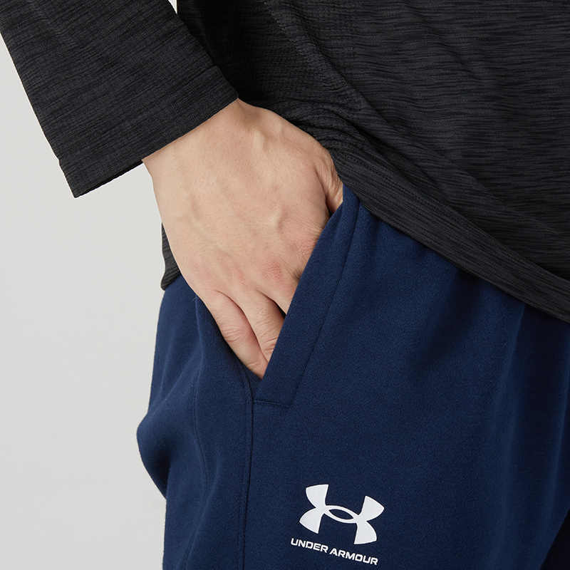 Under Armour Casual Sportswear Men’s Crew Neck Moderate