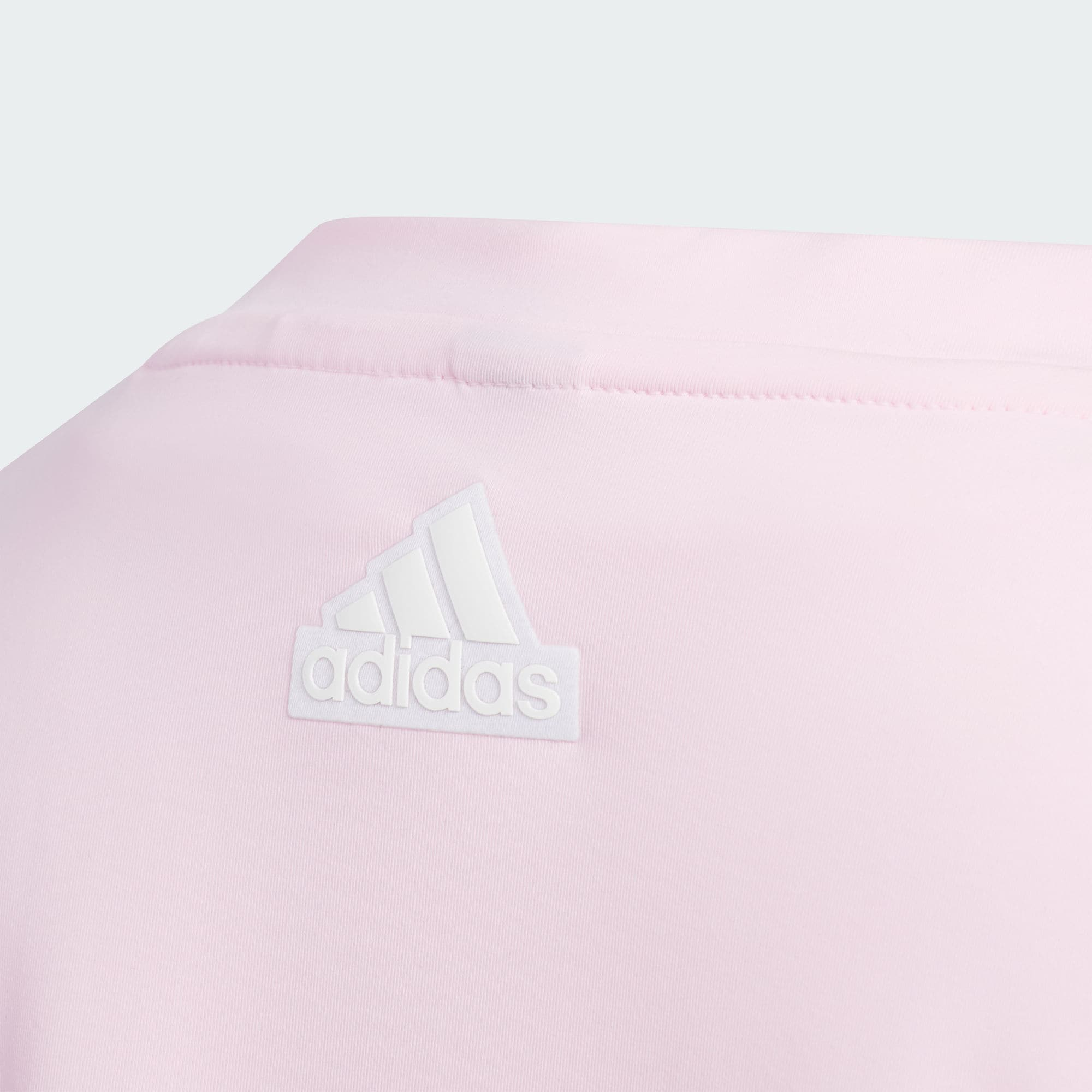 Детская футболка adidas ESSENTIALST (розовая) — фото 3