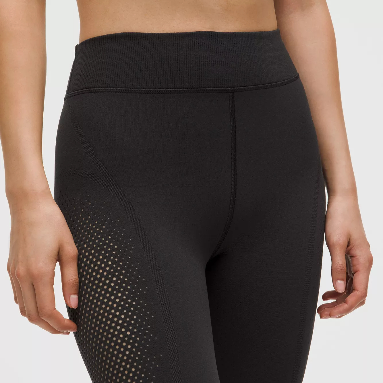 Lululemon Yoga Pants 28′ Women’s