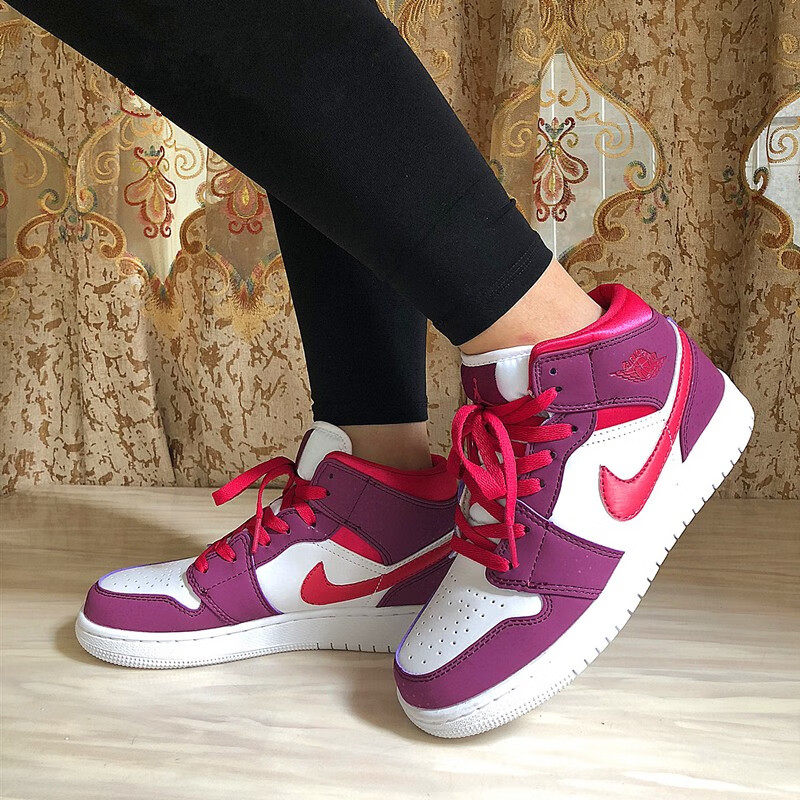 Jordan Air Jordan 1 Mid GS