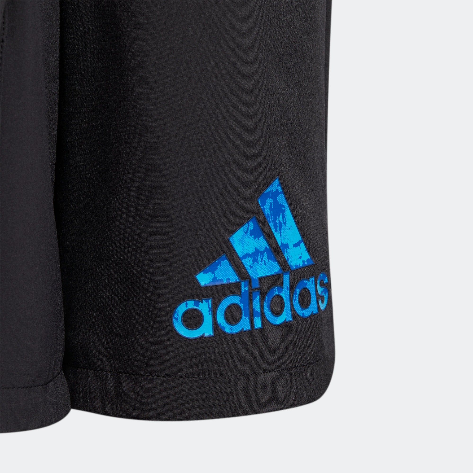 Мужские шорты adidas Logo (черный) — фото 3