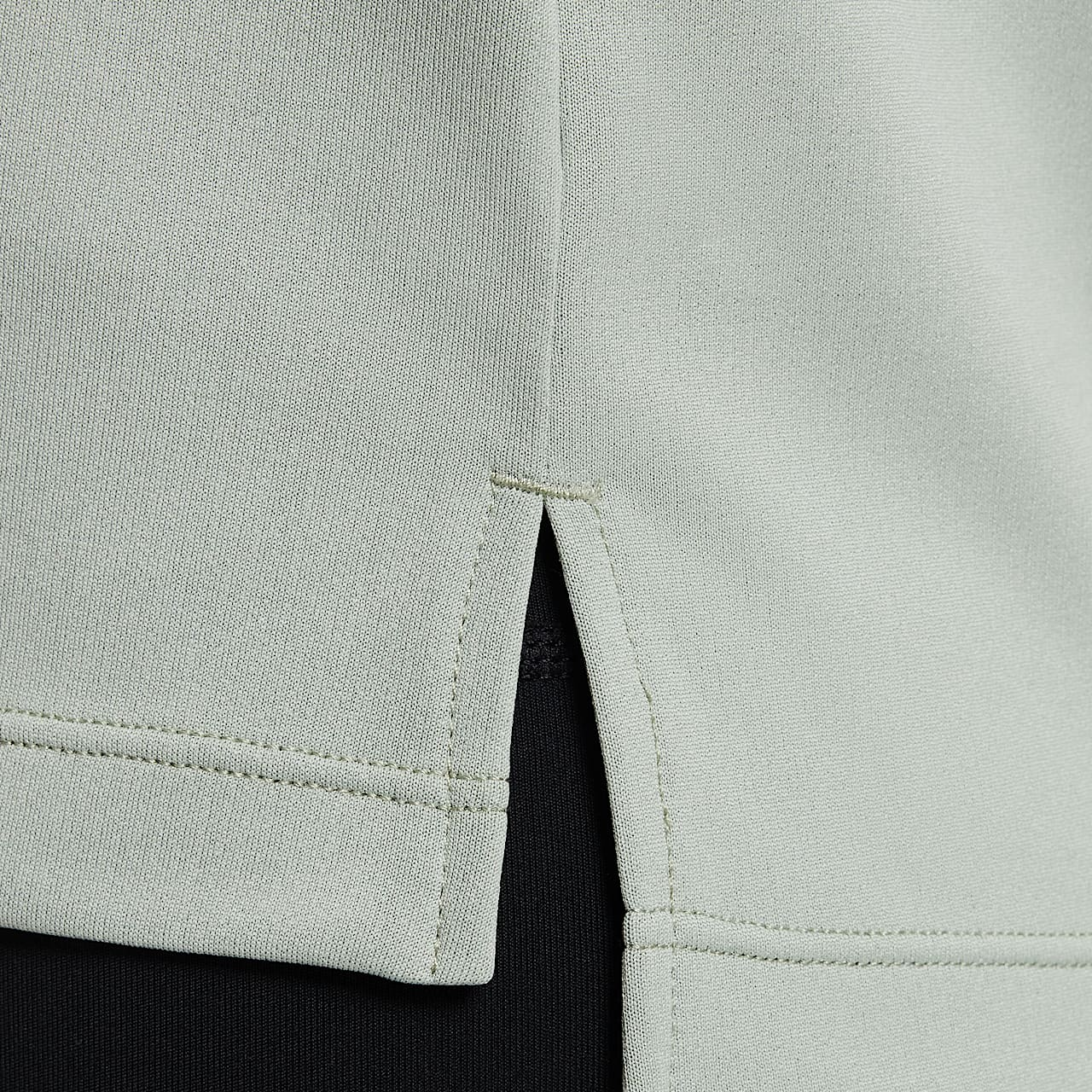 Женская футболка Nike Dri-FitProT FW24 (зеленый) — фото 4