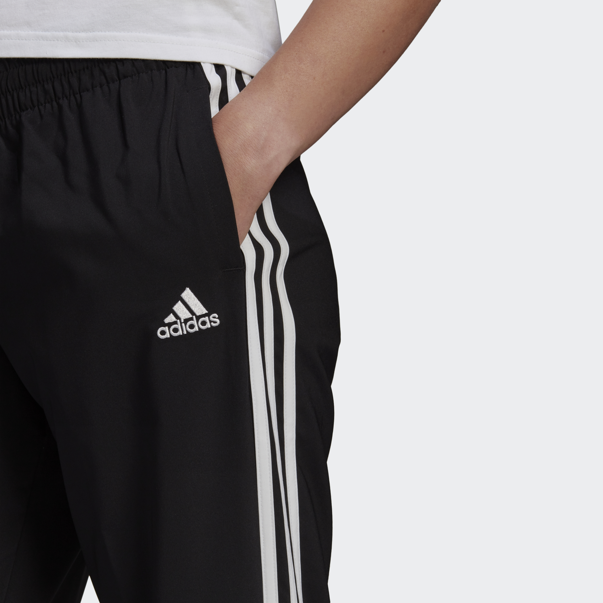Женские штаны adidas ESSENTIALS W 3s Wv E 78pt (черные) — фото 5