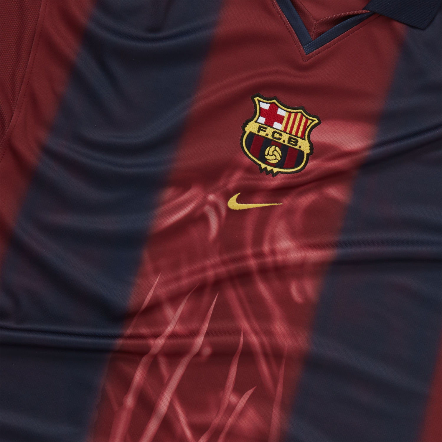 Travis Scott x FC Barcelona x Nike SS25 Retro Football Jersey FQCJ