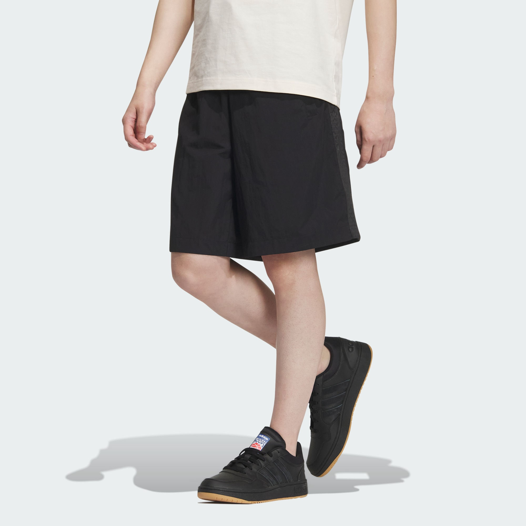 Adidas Originals Sports Shorts Men’s Black Moderate