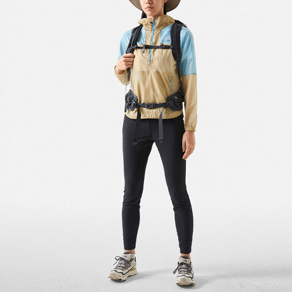 Женские куртка The North Face (бежевая) — фото 4