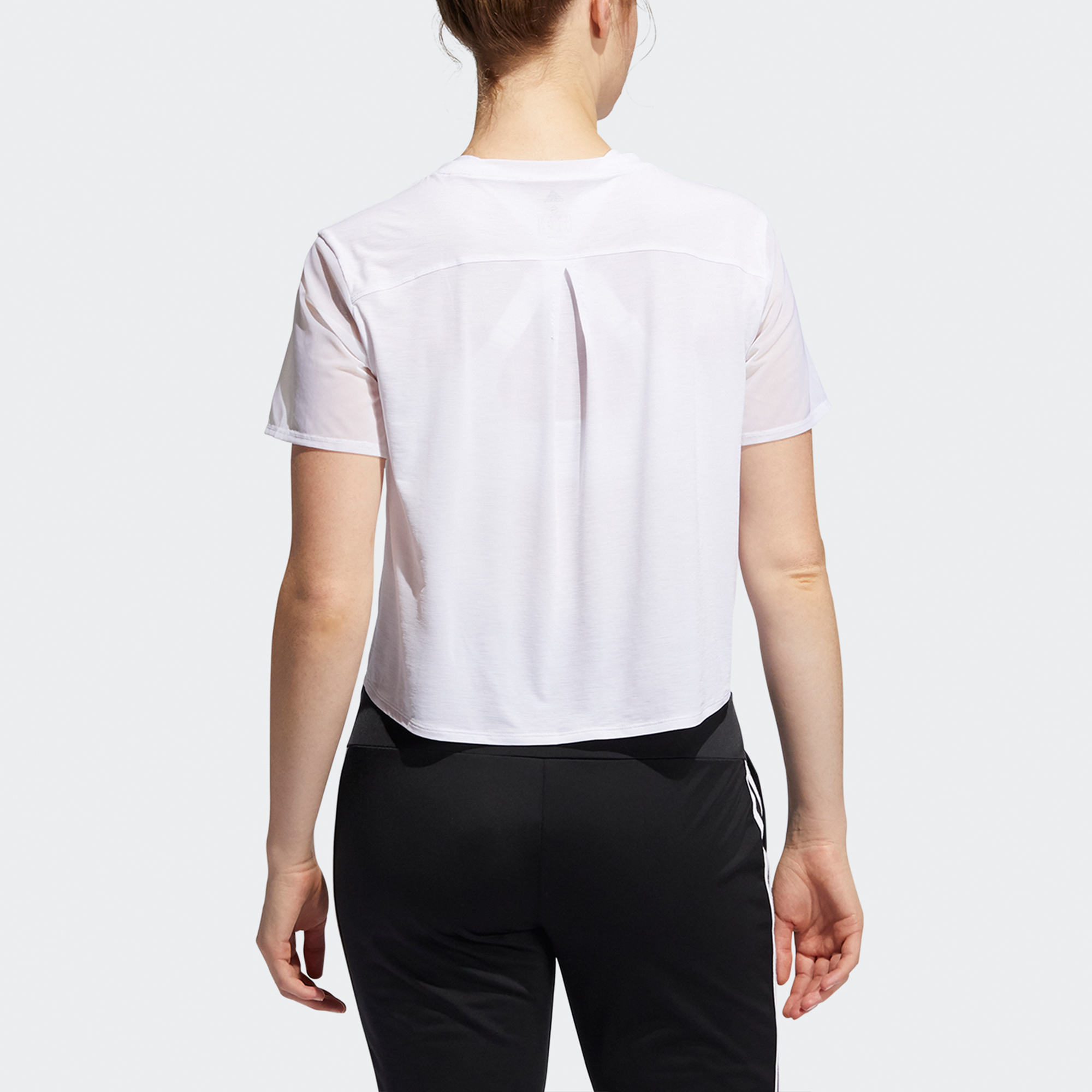 Женская футболка adidas Dance Tee (белая) — фото 3