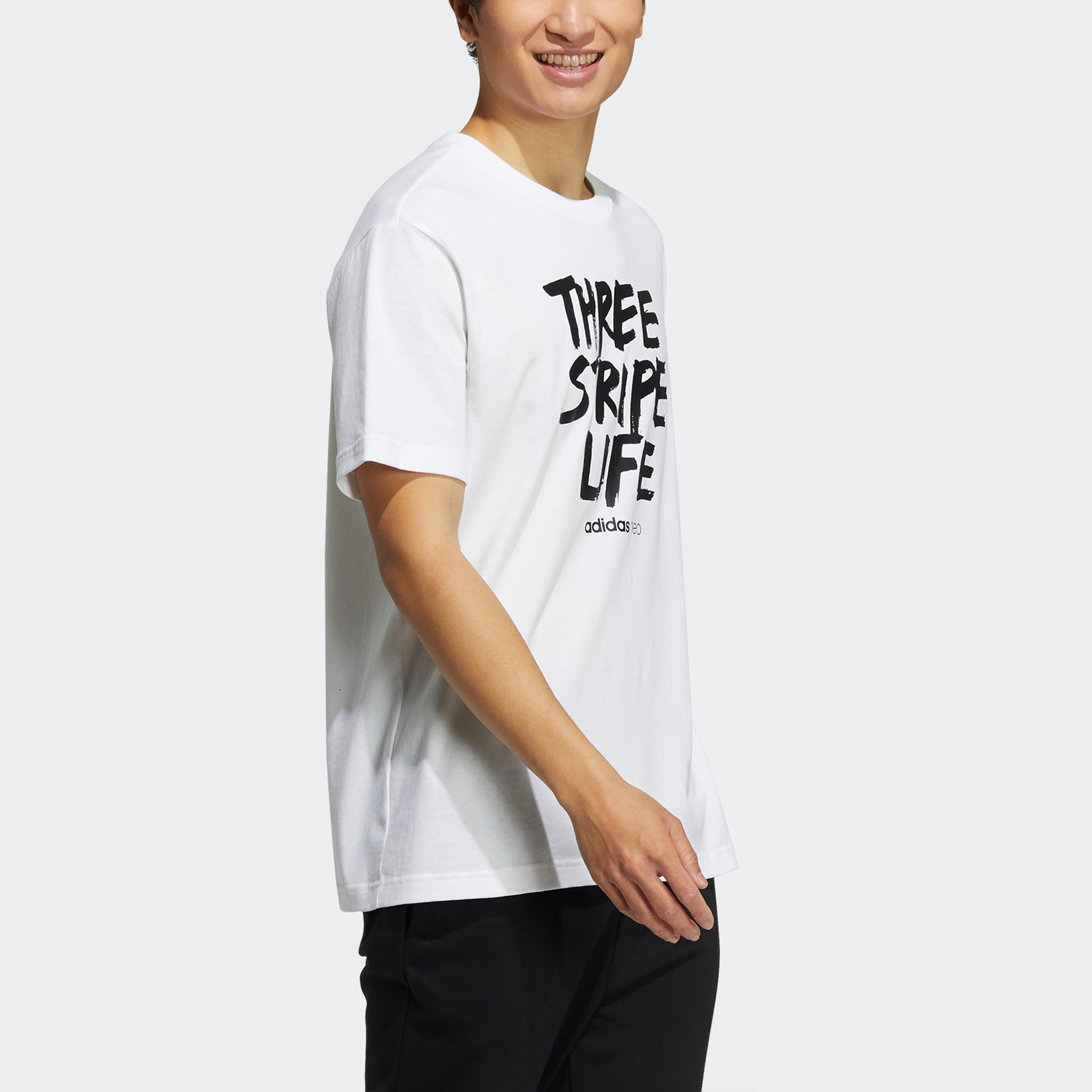 Мужская футболка adidas neo SPLF Tee (белая) — фото 4