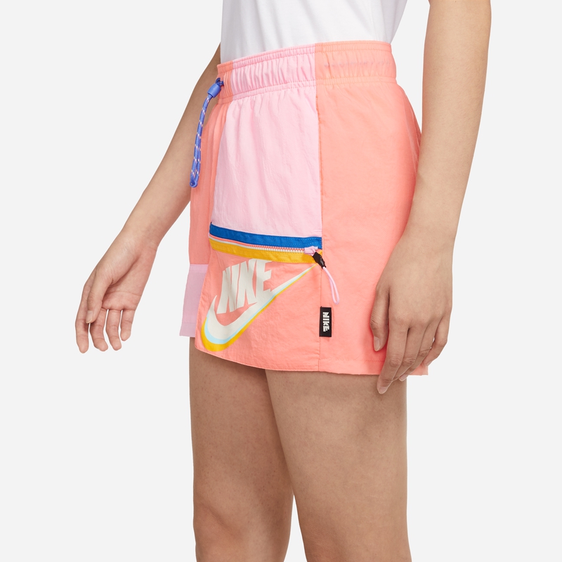 Женские шорты Nike Sportswear Icon Clash (красные) — фото 7