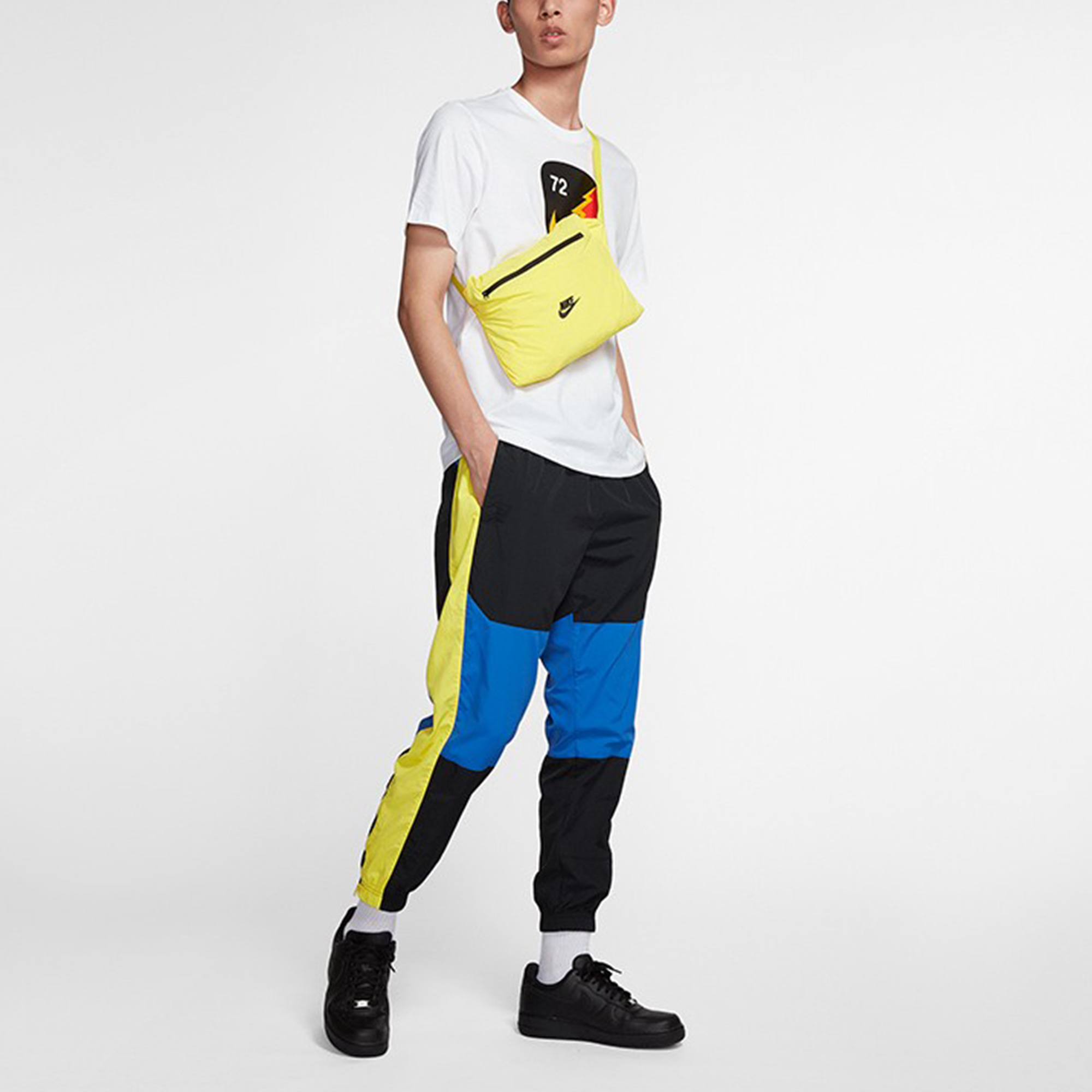 Nike Sports Pants Men’s Black Moderate