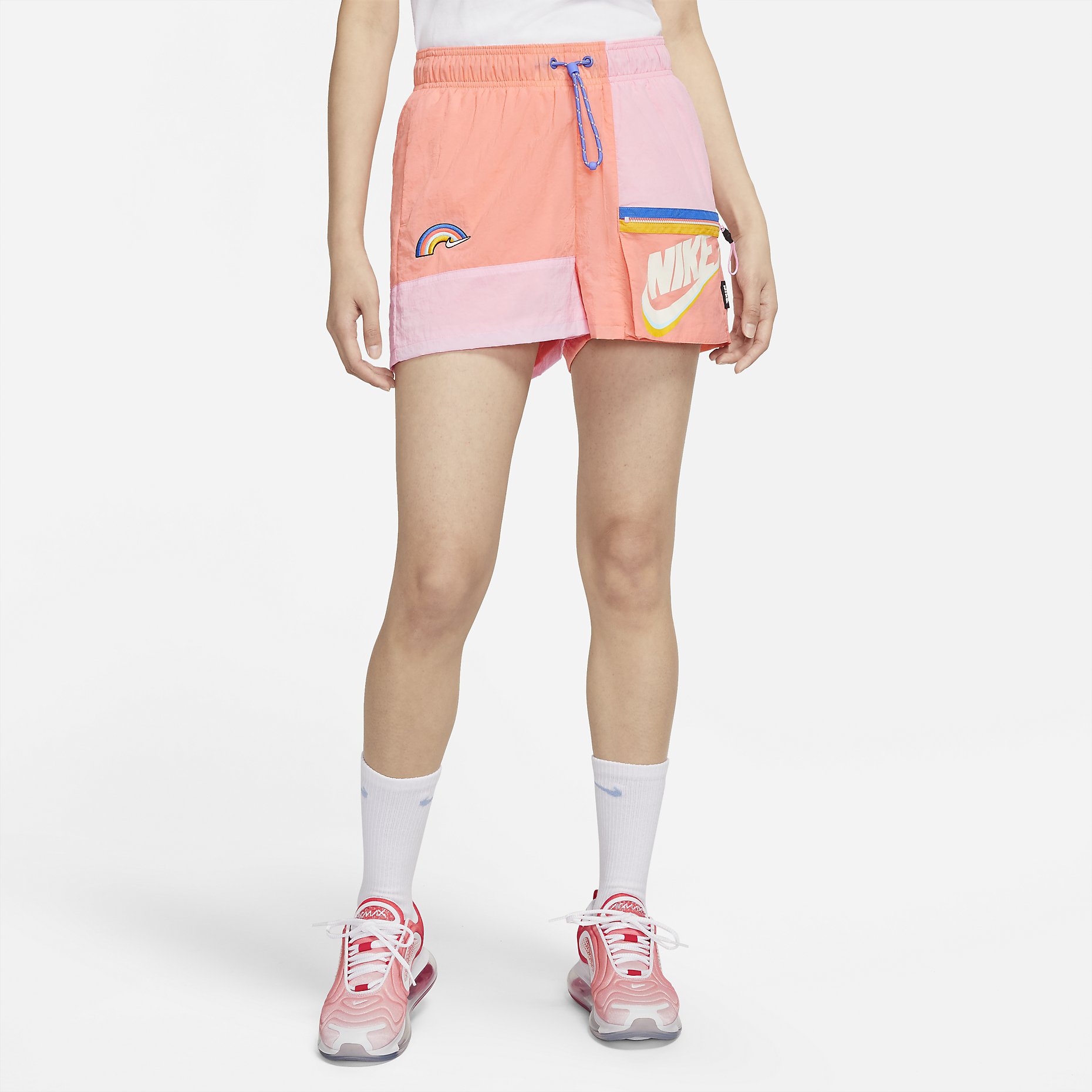 Женские шорты Nike Sportswear Icon Clash (красные) — фото 4