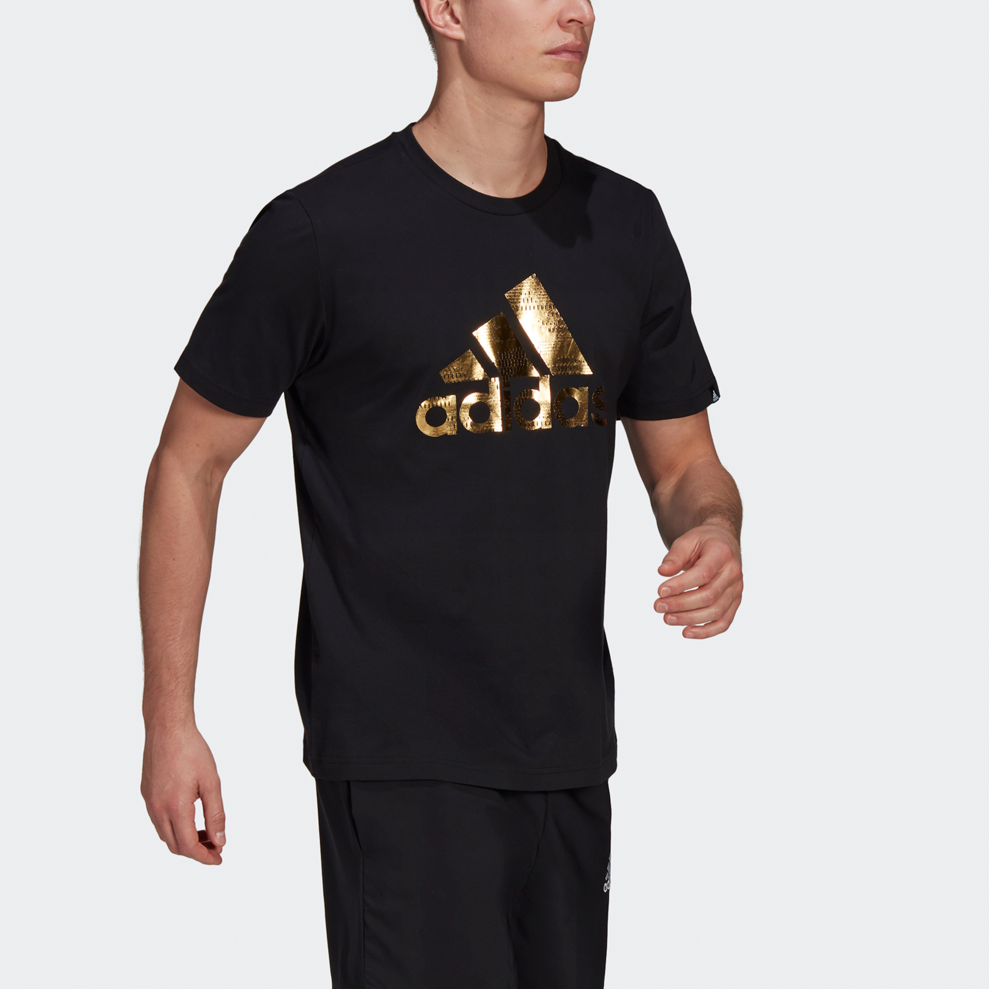 Мужская футболка adidas M Fl Lg T (черная) — фото 4