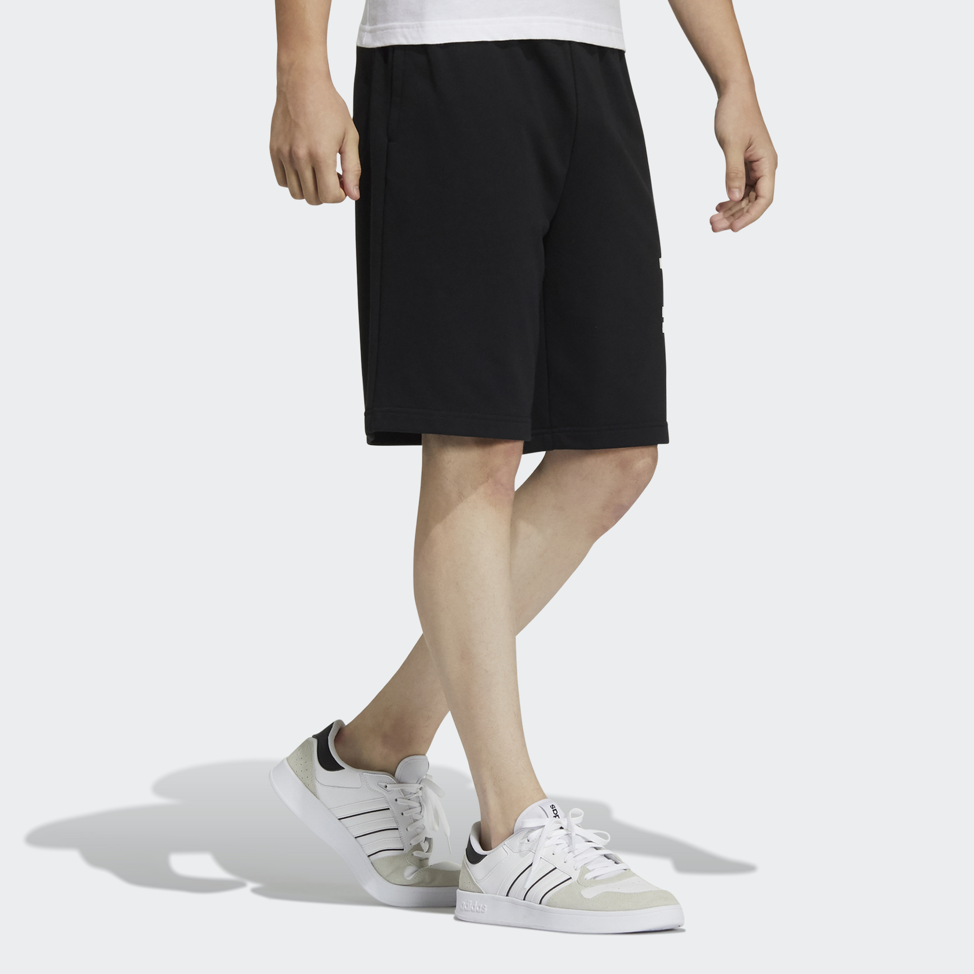 Мужские шорты adidas neo (черные) — фото 4