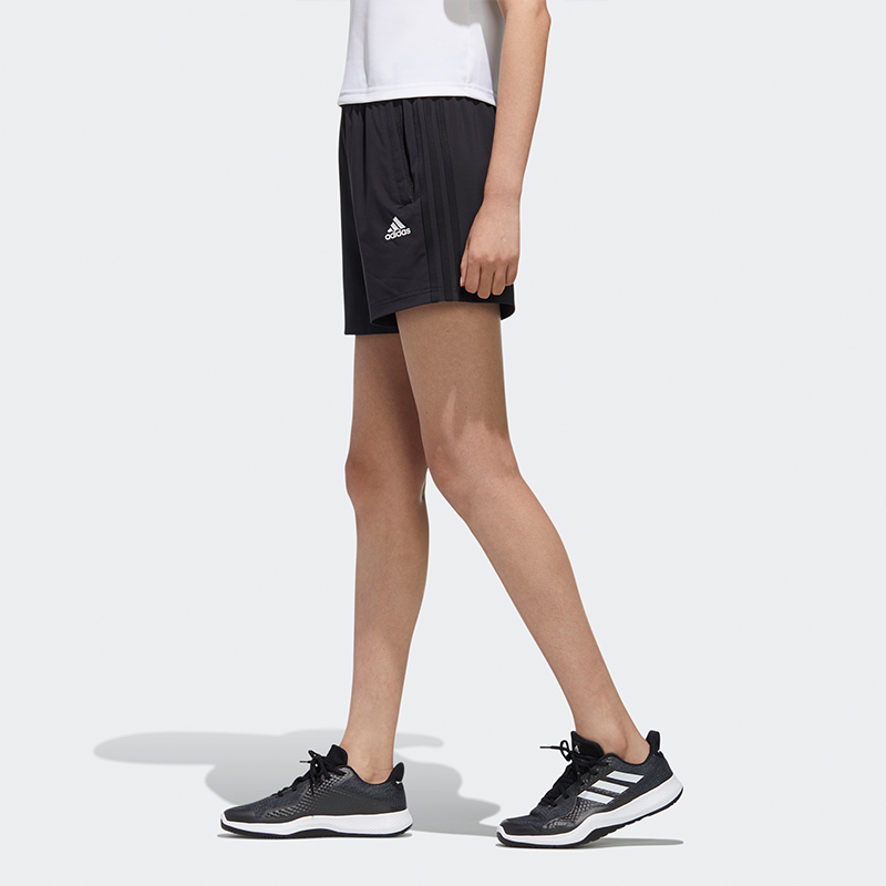 Женские шорты adidas Mh 1/4 Shorts (черные) — фото 6