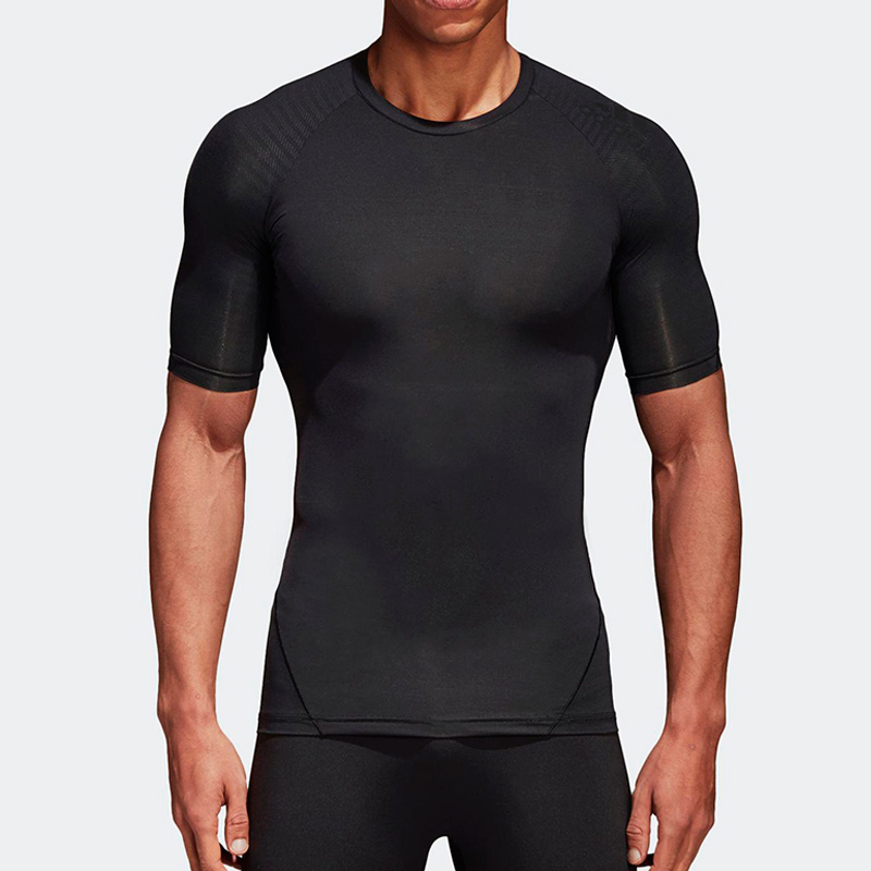 Мужская футболка adidas Ask Tec Tee Ss (черная) — фото 3