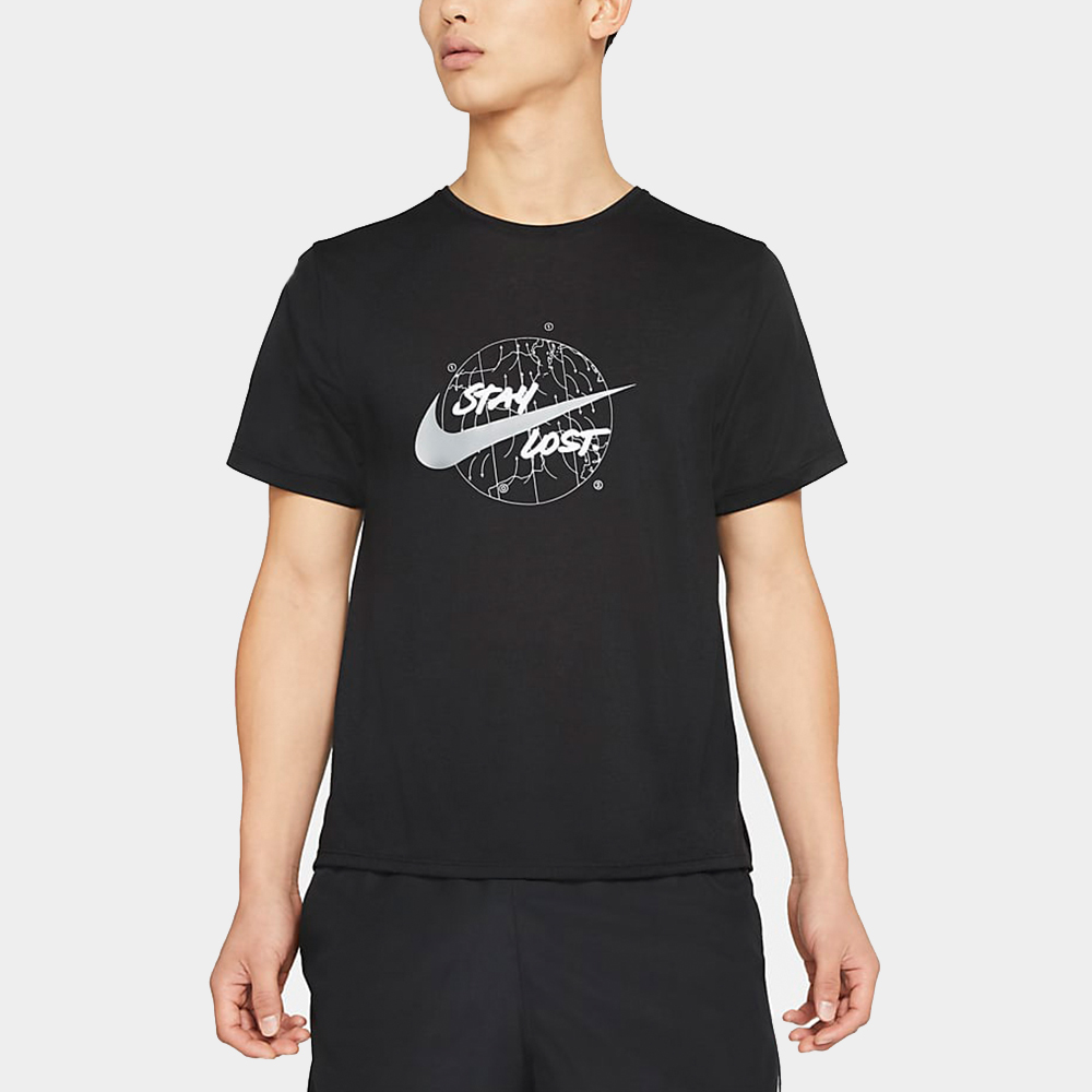 Мужская футболка Nike Dri-FIT Running (черная) — фото 4