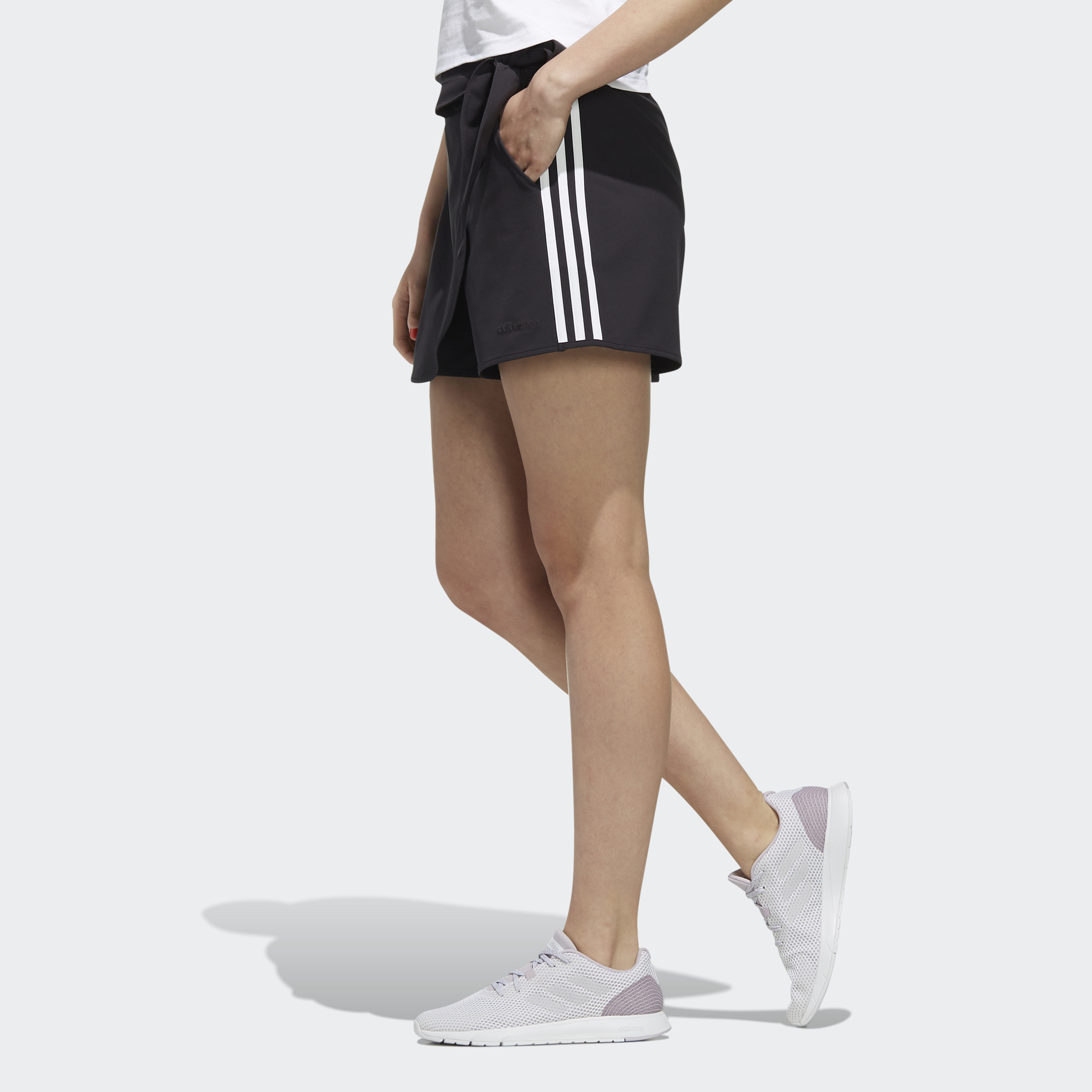 Женские шорты adidas neo (черные) — фото 5