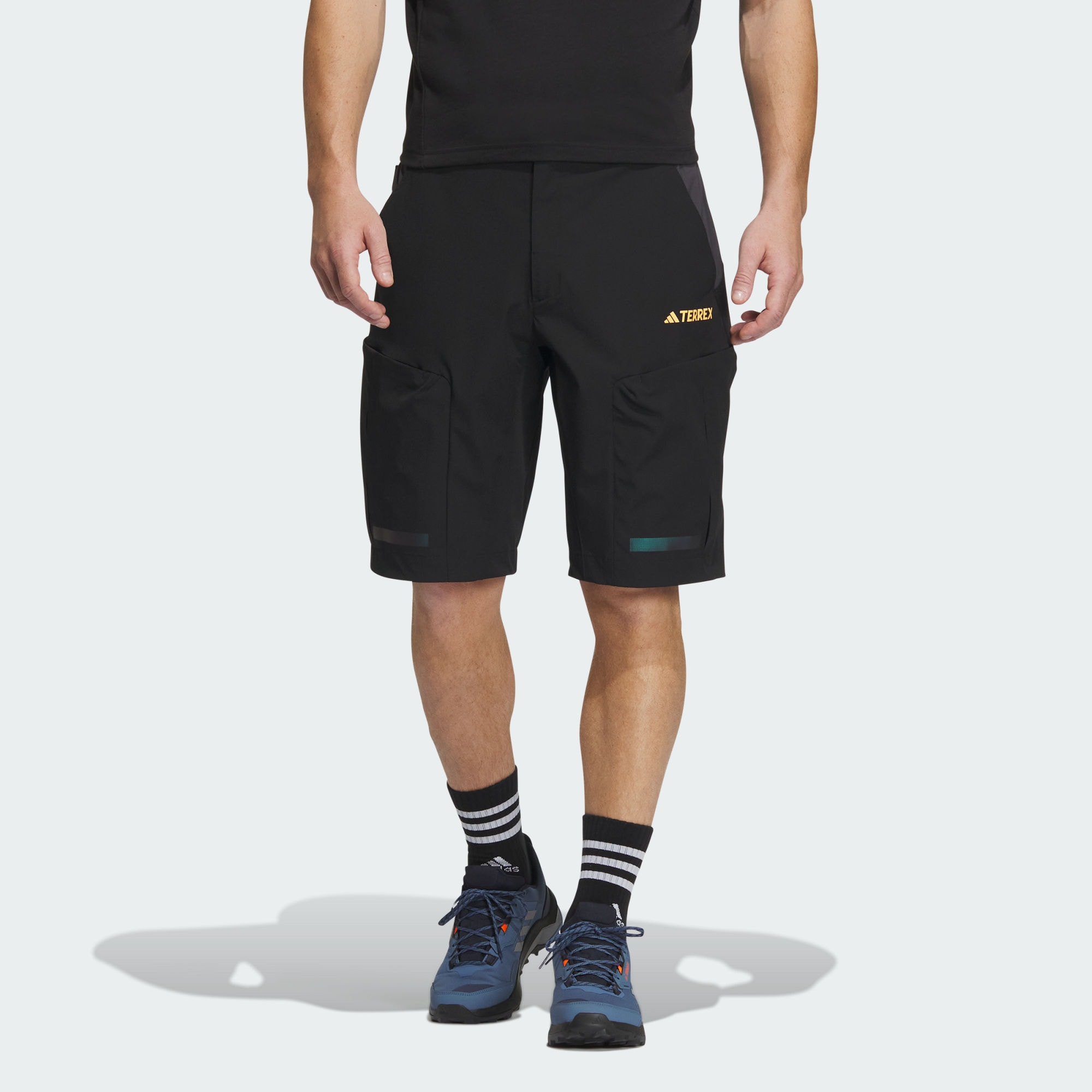 Adidas Sports Shorts Men’s Black Moderate