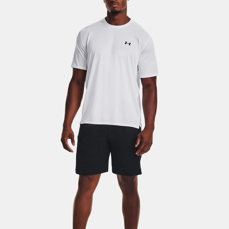 Under Armour Sports Shorts Men’s Black Moderate