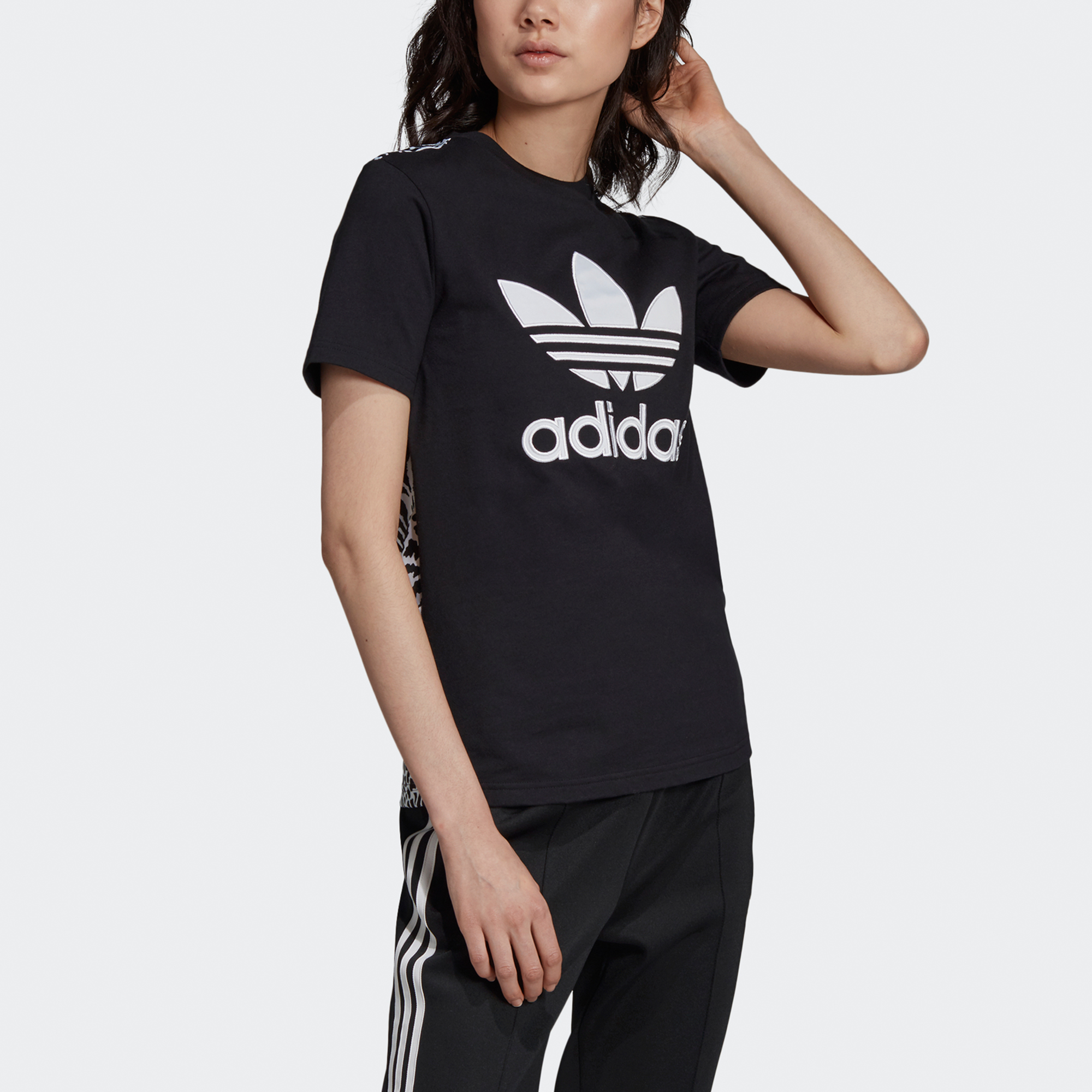 Женская футболка adidas originals (черная с леопардовым принтом) — фото 5