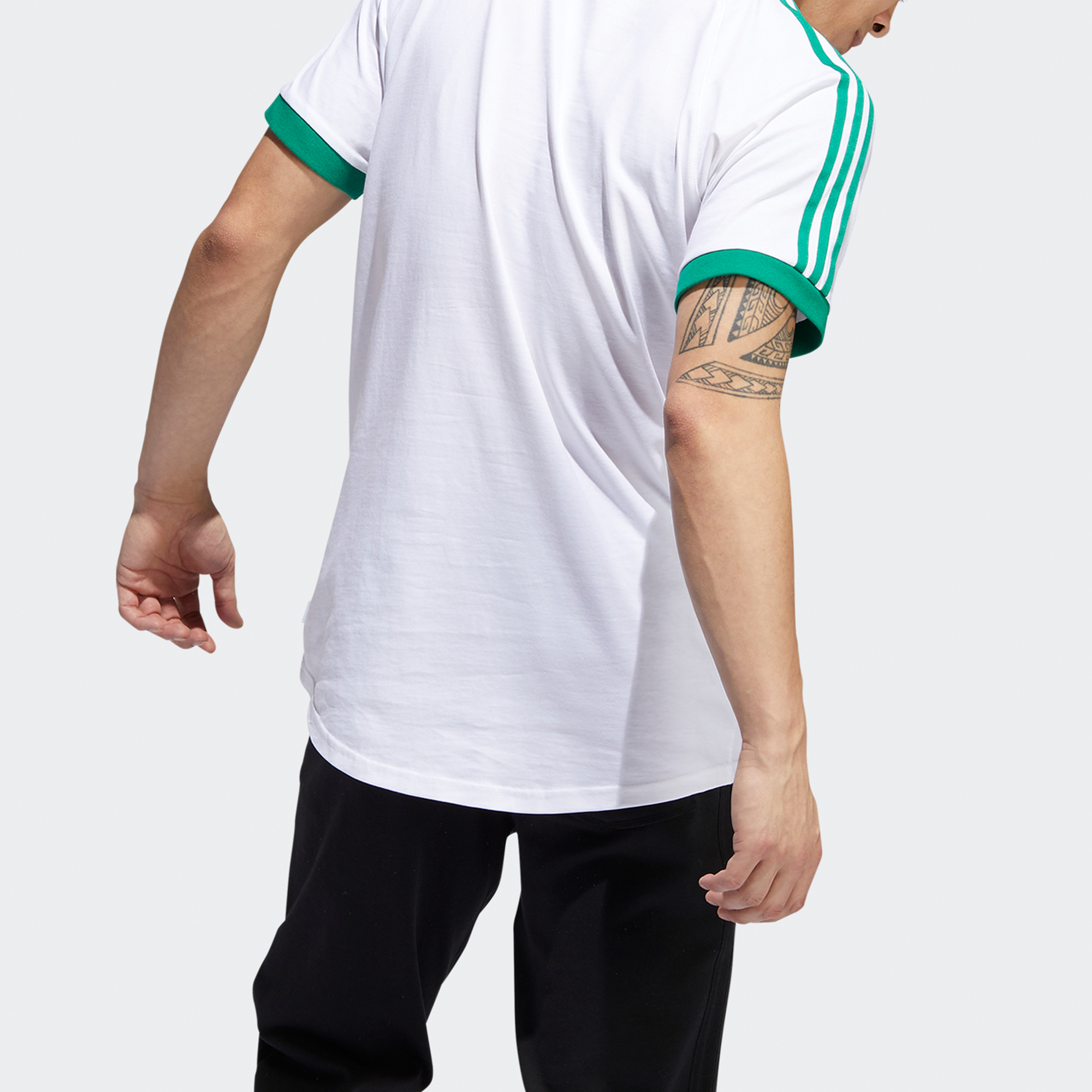 Мужская футболка adidas originals (разноцветная) — фото 4