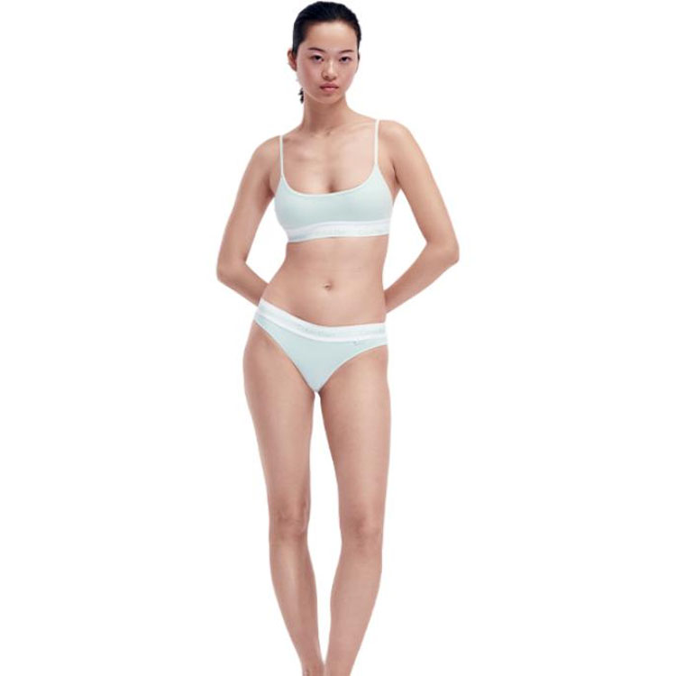 CK/Calvin Klein Jennie Logo