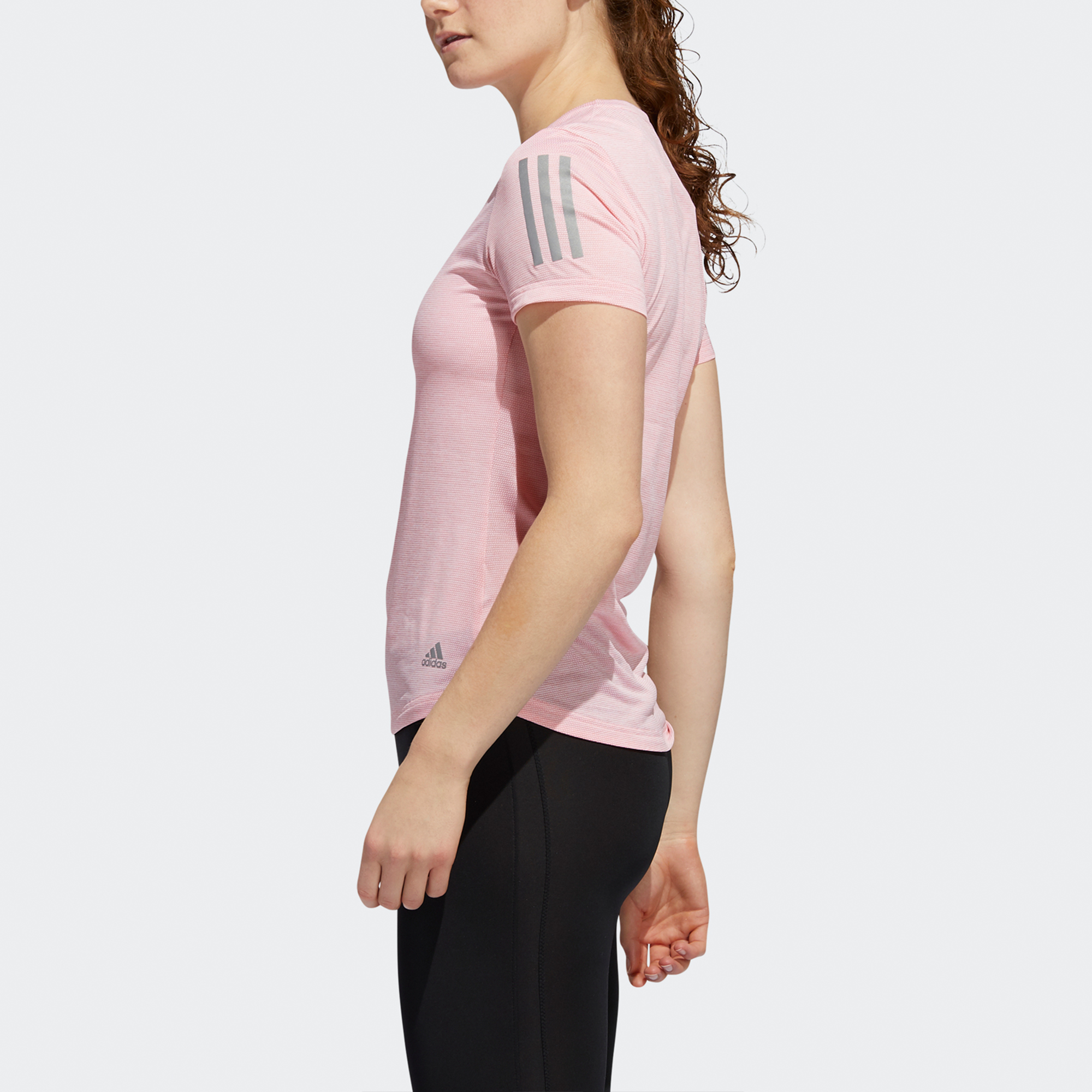 Женская футболка adidas (розовая) — фото 5
