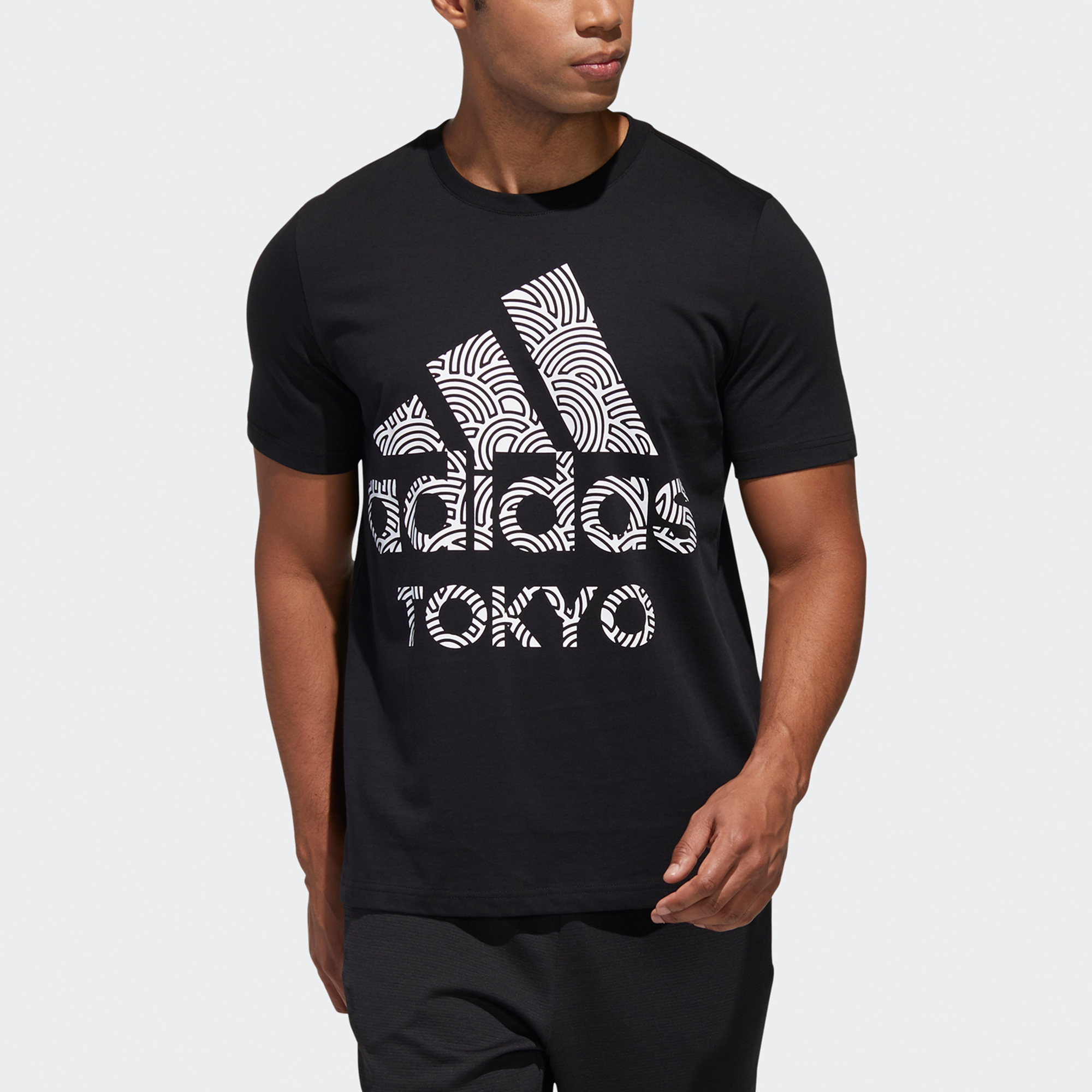 Футболка adidas Tyo Ss Tee M T (черный) — фото 3